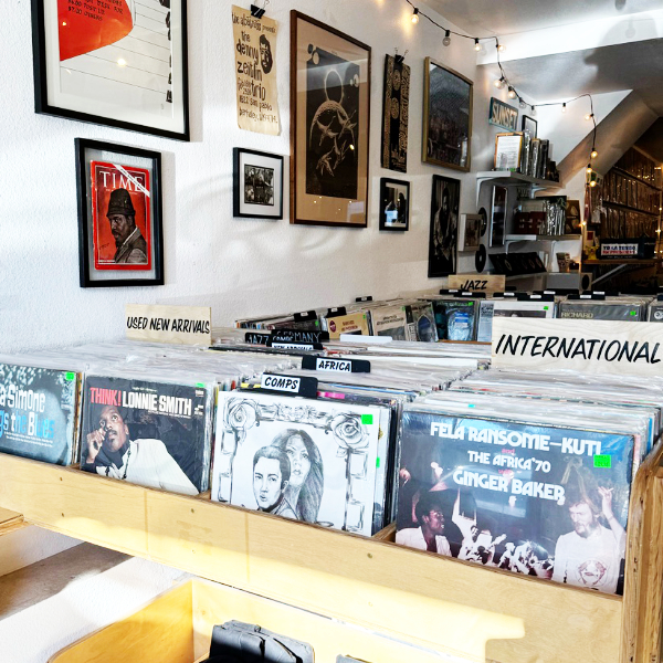  030725.aprecstore.TunnelRecords.TaravalStoreInterior.jpg