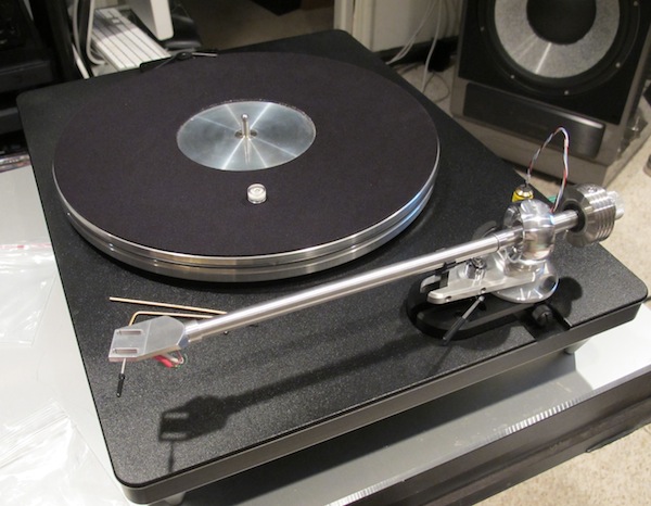 Vpi Traveler Turntable White Demo Shop Music Direct